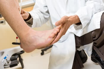 Podiatrist, Foot Doctor in the Kings County, NY: Brooklyn (Midwood, Bay Ridge, Sunset Park, Bushwick, Park Slope, East New York, Williamsburg, Brighton Beach, Brownsville, Greenpoint, Brooklyn Heights, Kensington), Richmond County, NY: St. George, Midland Beach, and Queens County, NY: Elmhurst, Maspeth, Forest Hills areas